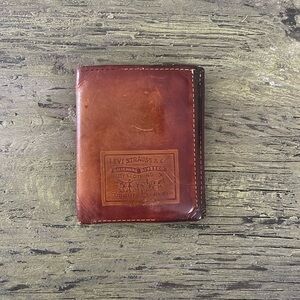 Levi’s men’s leather bifold wallet vintage